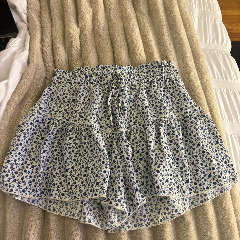 Floral Blue Women's Shorts